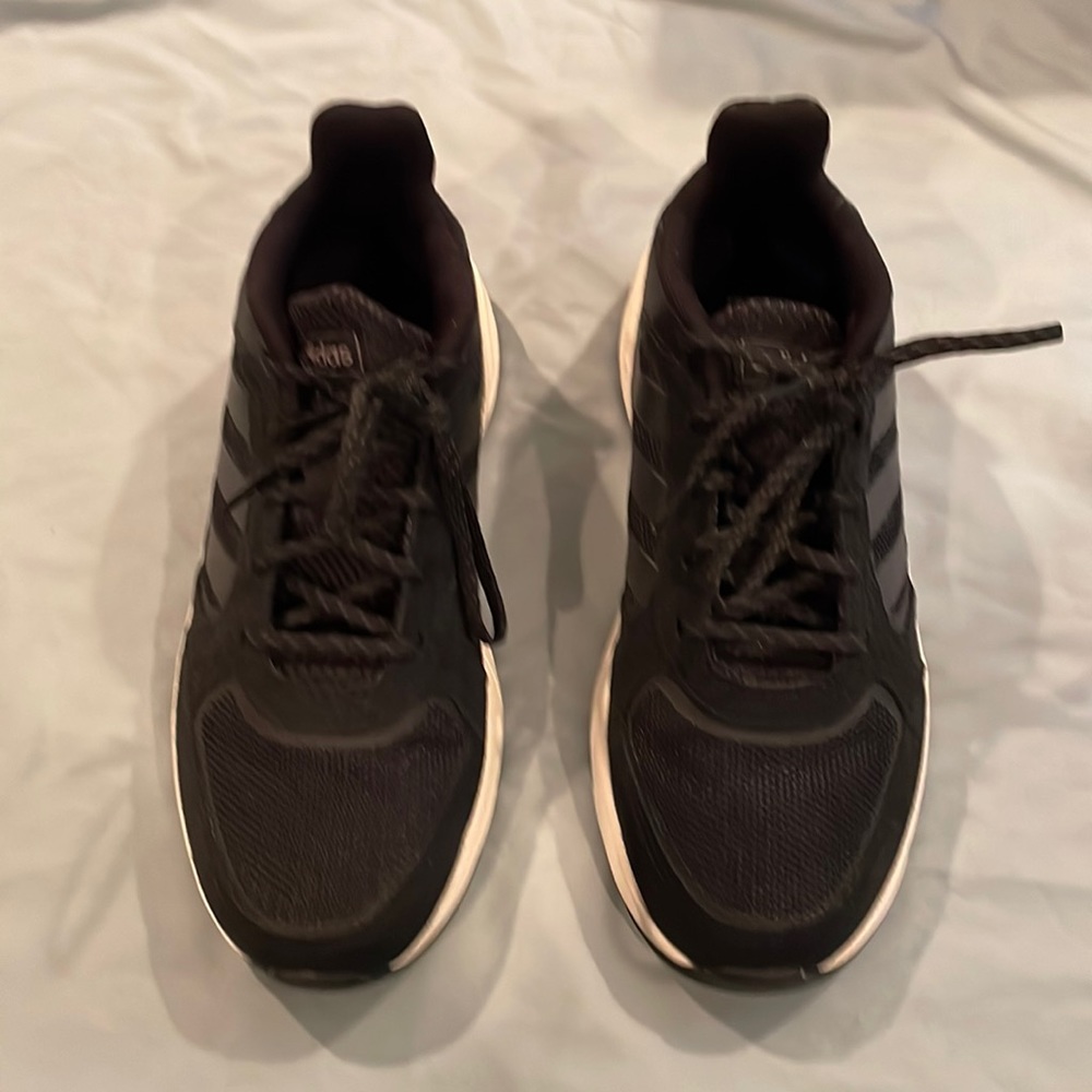 Adidas black cloud foam comfort shoes like new worn once
